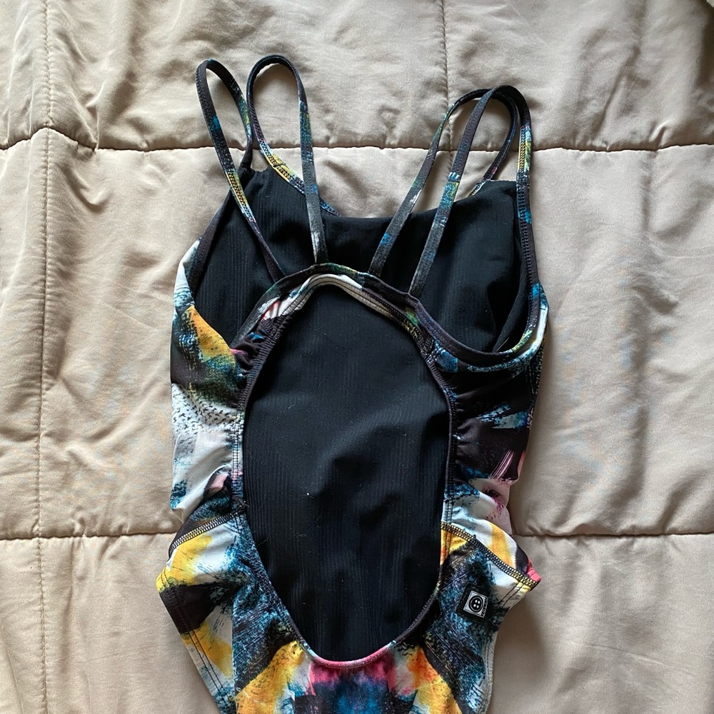 Jolyn suit